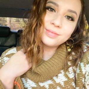 Meet your Posher, Anabell